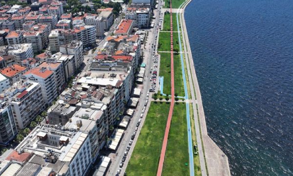 İzmir kavruluyor... Sokaklar bomboş!