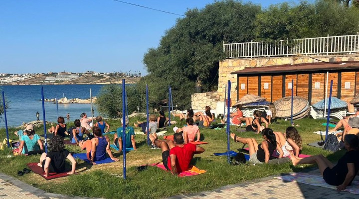 Çeşme Kent Konseyi nden yoga dersi!