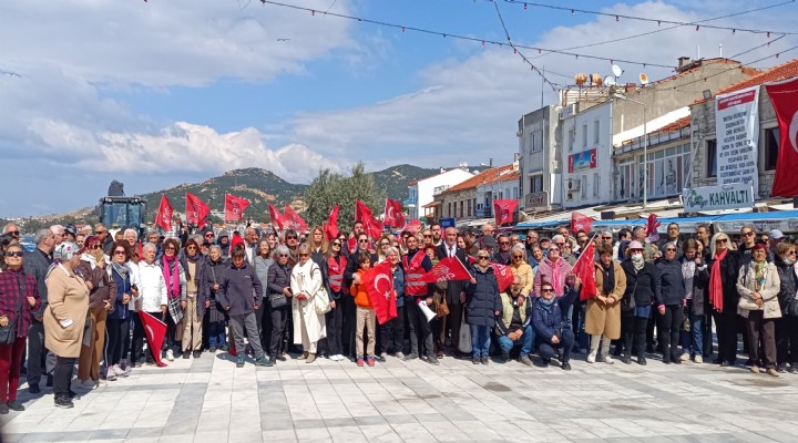 Foça da İmamoğlu protestoları devam ediyor