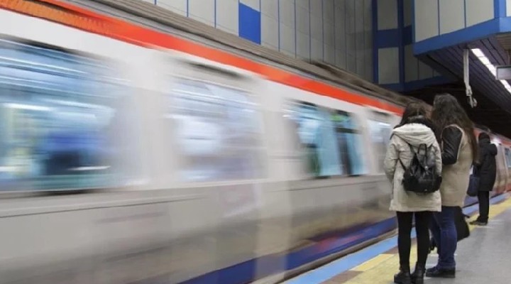 İstanbul da olağanüstü durum... Taksim Metrosu kapatıldı!