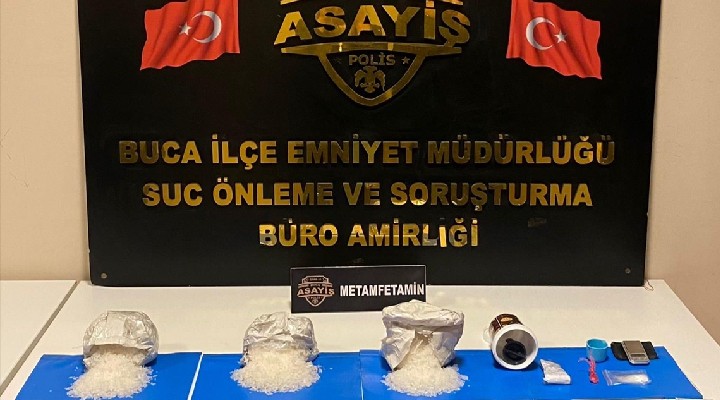 İzmir de uyuşturucu operasyonu... 2 kişi gözaltına alındı