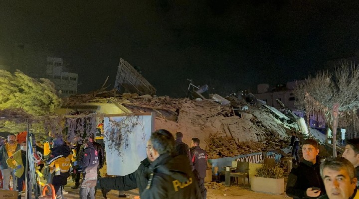 Konya da bina çöktü: Enkaz altında kalanlar var!