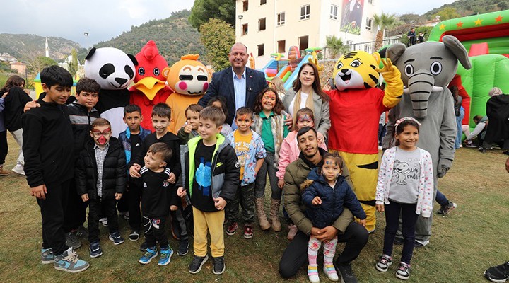 Menderes te mandalina festivali...