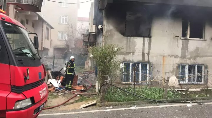 Tekirdağ’da 4 katlı binada  patlama: Yaralılar var!