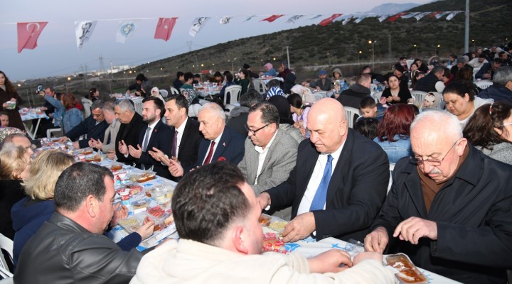 Yunusemre de iftar sofrası Akgedik te kuruldu