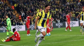 Fenerbahçe farklı kazandı!