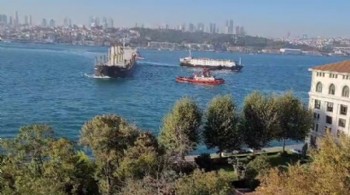 İstanbul Boğazı'nda iki gemi çarpıştı!