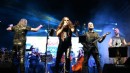 Kuşadası Sokak Festivali Musa Göçmen ve Senforock ile şenlendi