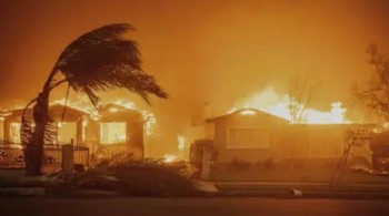 Los Angeles'taki yangında can kaybı artıyor