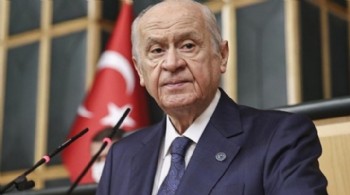 Bahçeli'den Özel'e: Yargıya saygı duy, partinde otur''